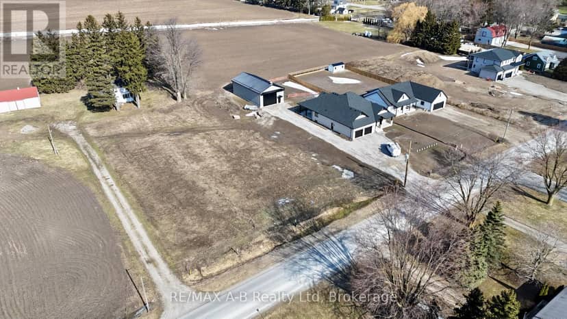3180 RD 122, Perth South, photo 3
