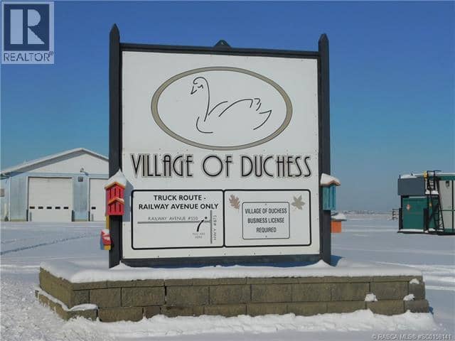 400 Howe Avenue E, Duchess, photo 2