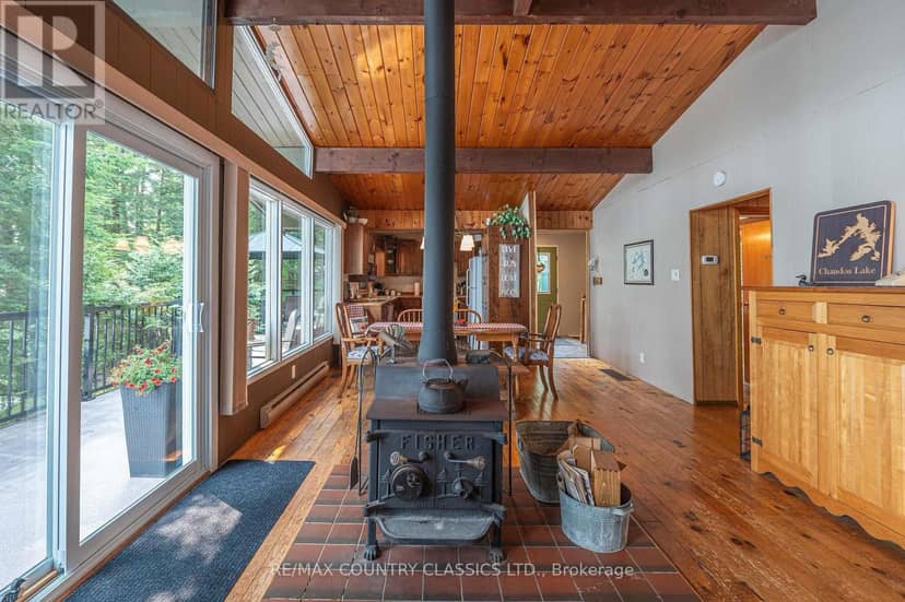 217 Moffat Road — photo 34 of 40