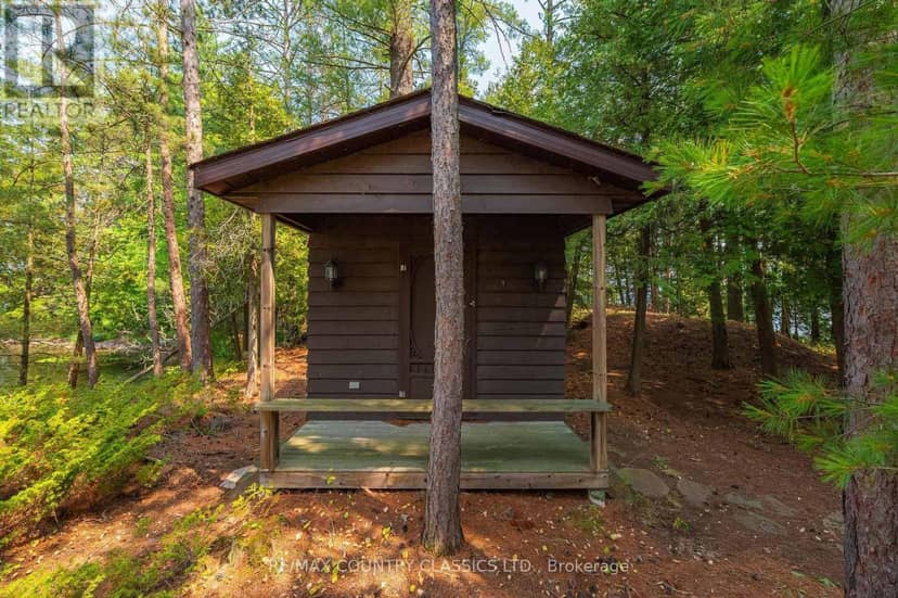 22 Chandos Lk Balmer Island — photo 37 of 40
