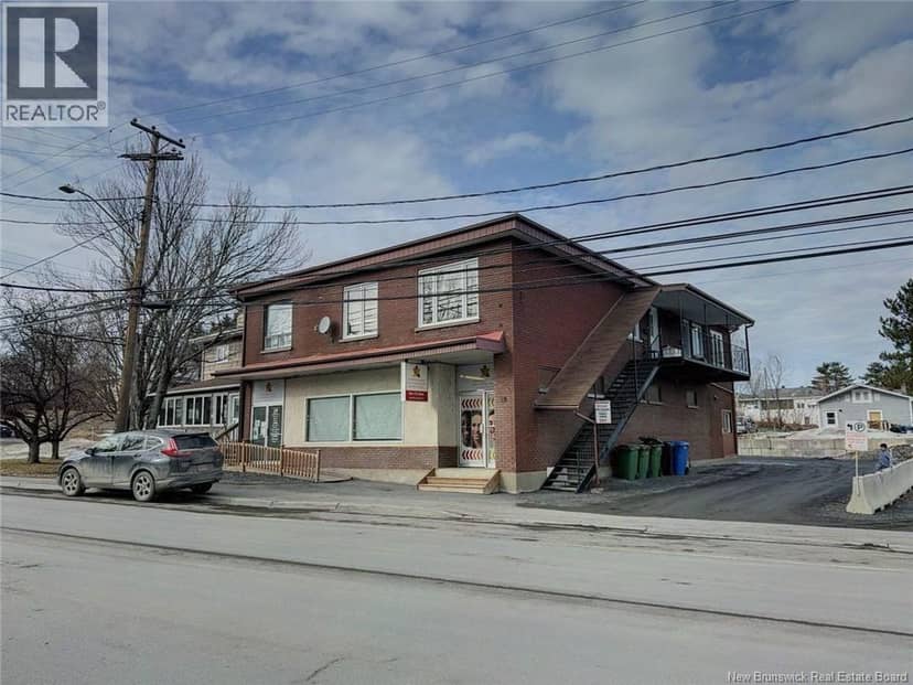 59 QUEEN Street, Edmundston, photo 2