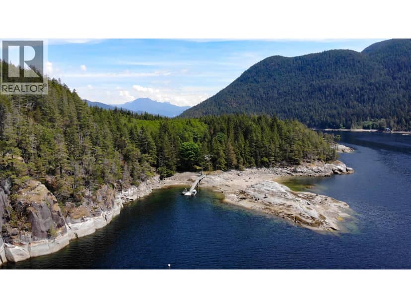 LOT D HARDY ISLAND, Pender Harbour