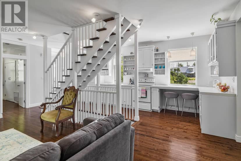 10 Pine Street — photo 11 of 40