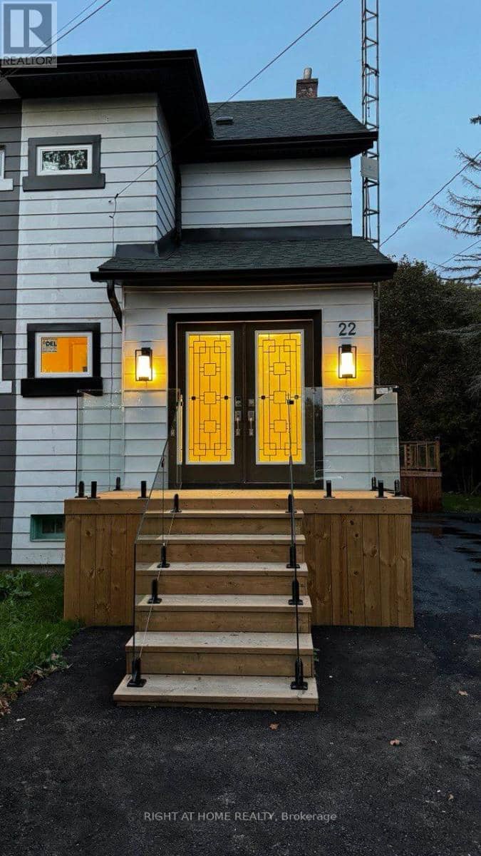 22 O'Brien Street N — photo 1 of 15