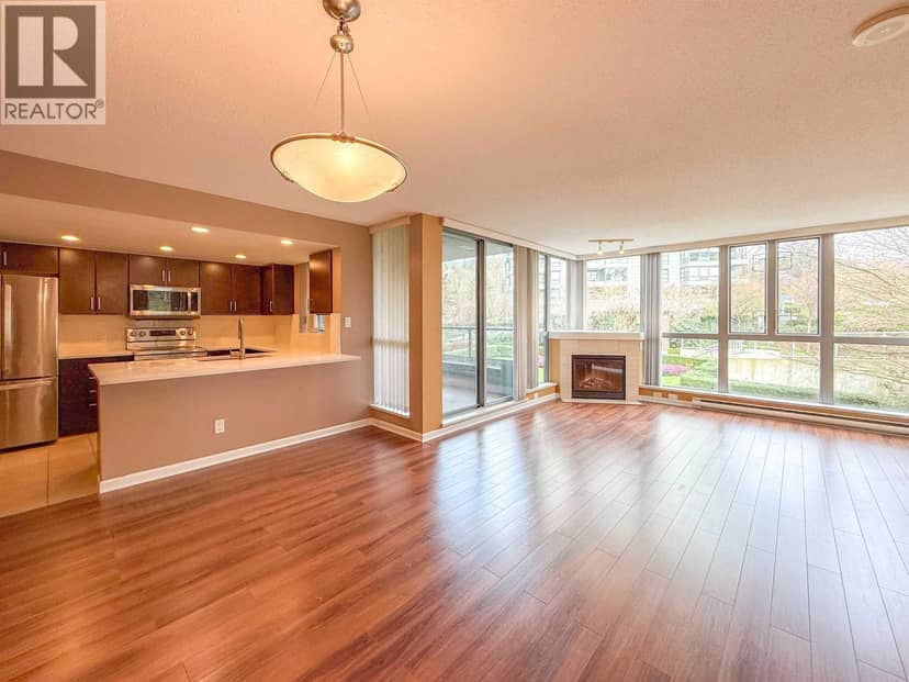 201 295 GUILDFORD WAY, Port Moody, photo 7