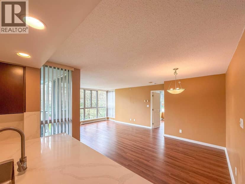201 295 GUILDFORD WAY, Port Moody, photo 8