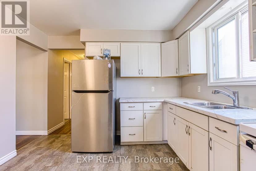 6548 Laguna Court — photo 14 of 40