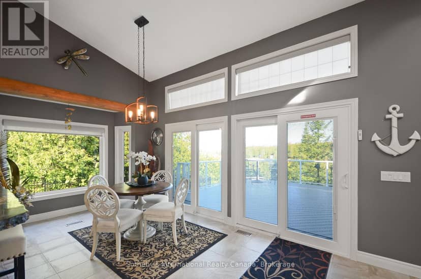 80 Corey Crescent — photo 9 of 40