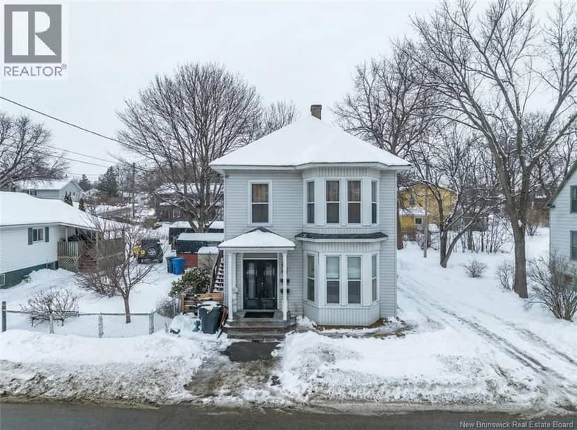 204 Duke Street — photo 1 of 26