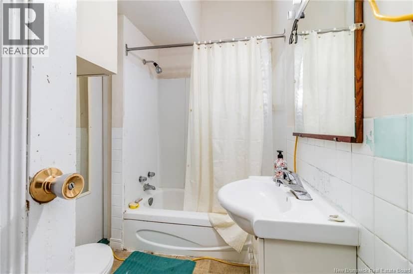 204 Duke Street — photo 15 of 26