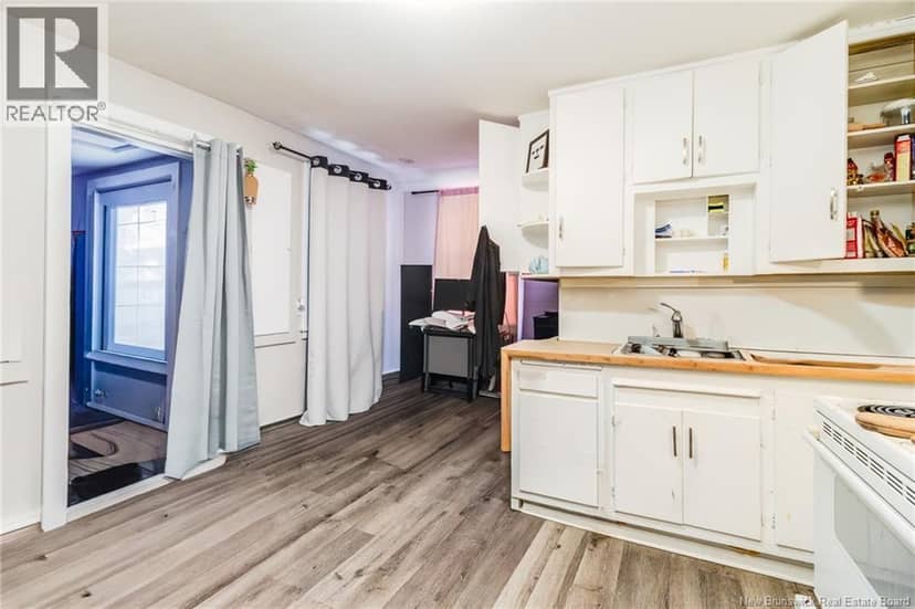 204 Duke Street — photo 18 of 26