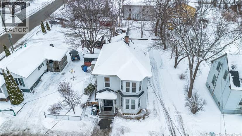 204 Duke Street — photo 25 of 26