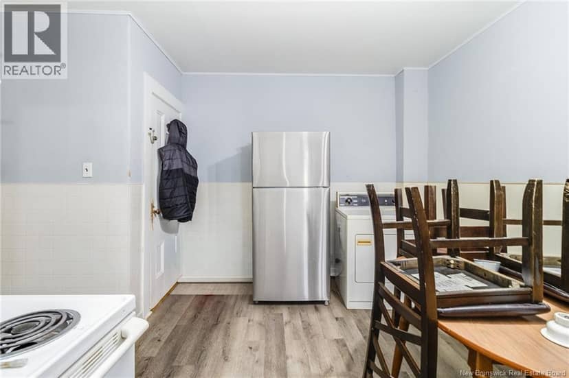 204 Duke Street — photo 4 of 26