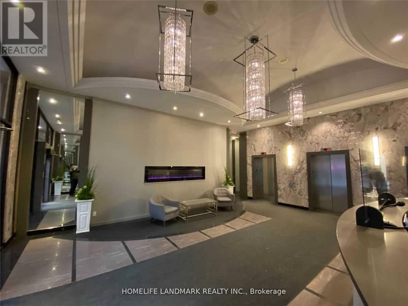 407 - 555 Yonge Street — photo 18 of 24