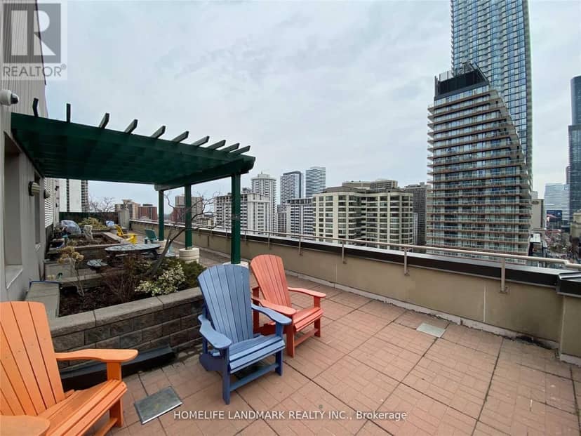 407 - 555 Yonge Street — photo 22 of 24