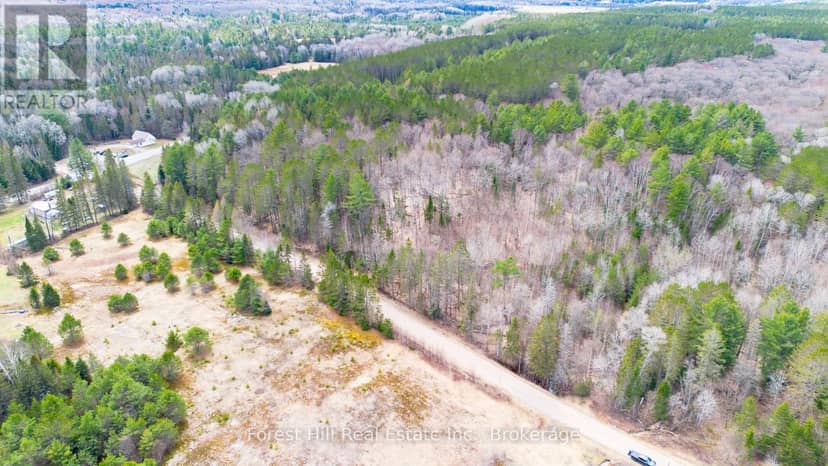 1160 Chetwynd Road S, Armour, photo 4