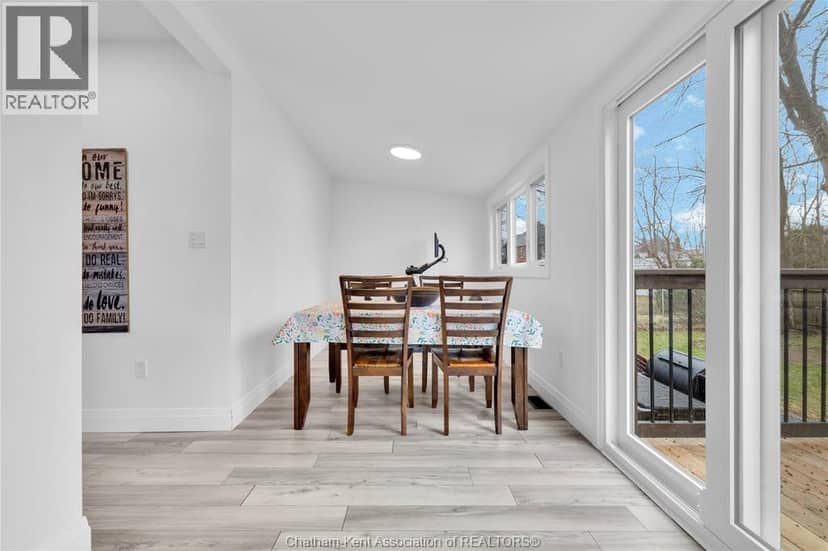 6 St Marie STREET — photo 12 of 32