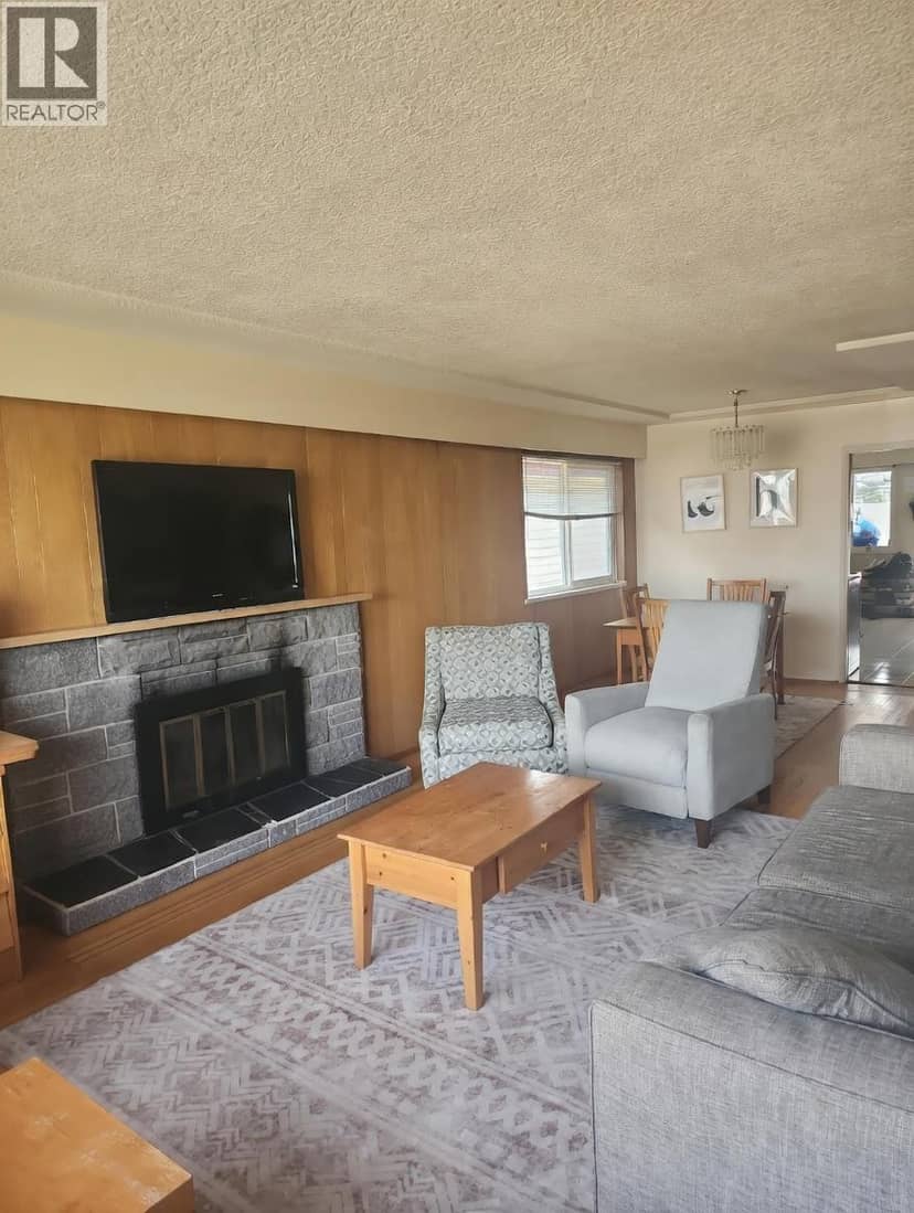 3312 QUEENS AVENUE, Vancouver, photo 3