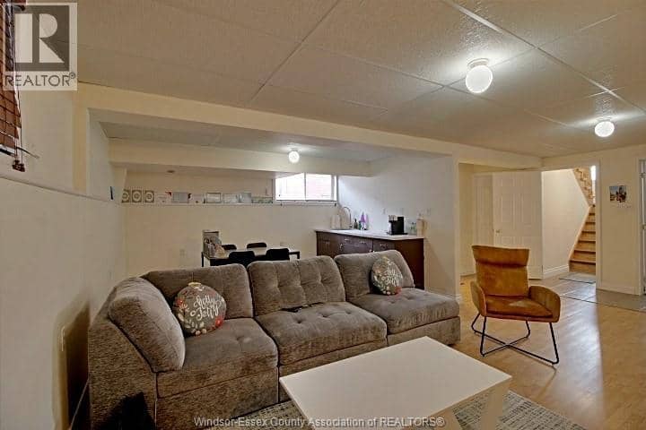 986 Lemonwood Crescent — photo 11 of 16