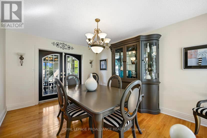 2597 North Campbell Road — photo 8 of 40
