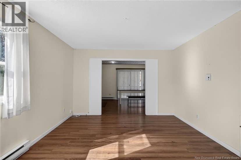 66 Parkwood Drive — photo 10 of 25