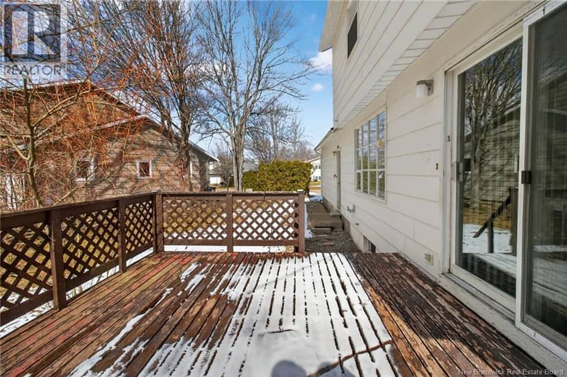 66 Parkwood Drive — photo 24 of 25