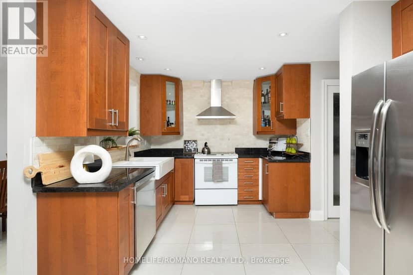 36 Brougham Drive — photo 4 of 33