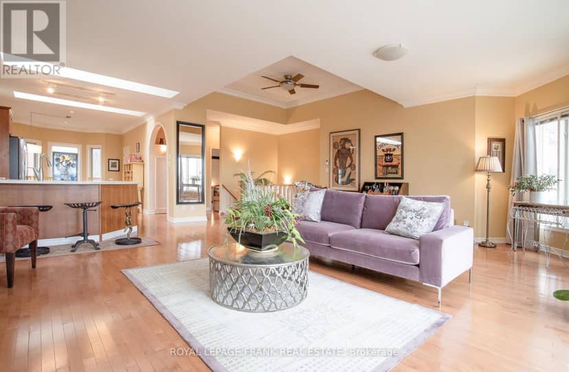 2940 Lakeview Boulevard — photo 11 of 26