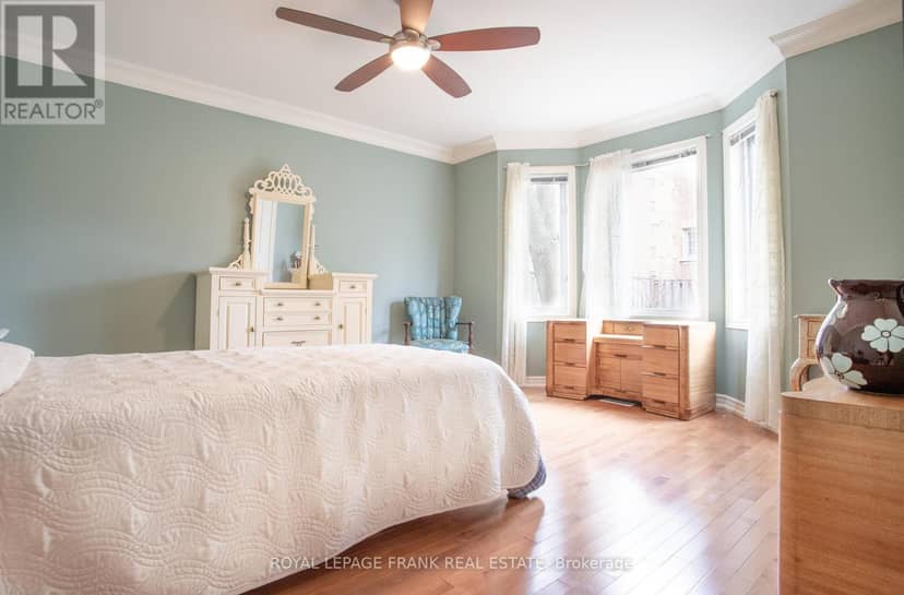 2940 Lakeview Boulevard — photo 7 of 26