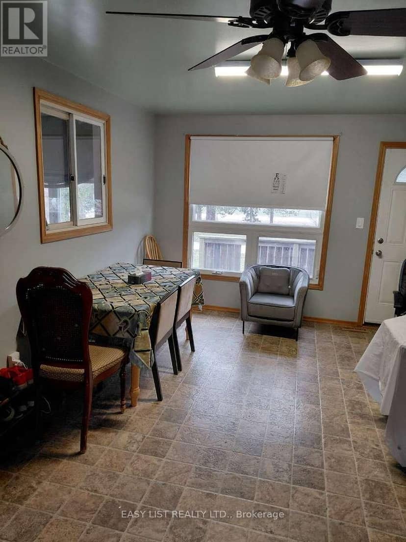 4792 Langbank Line — photo 37 of 40