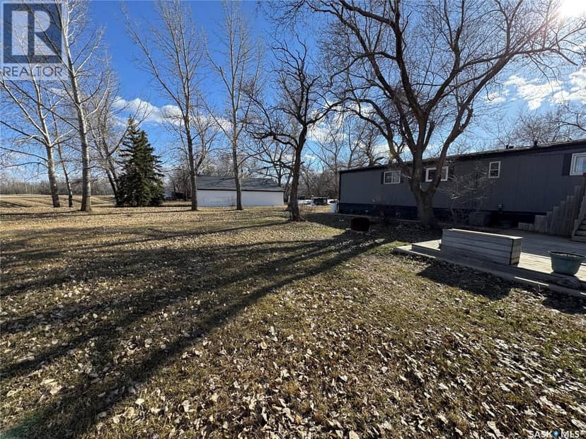 1 Saskatchewan AVENUE — photo 21 of 22