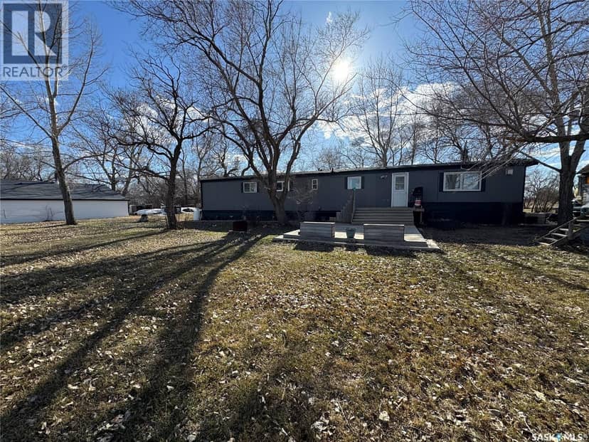 1 Saskatchewan AVENUE — photo 22 of 22