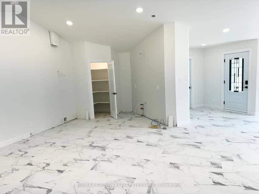 20 Golf Street — photo 10 of 40