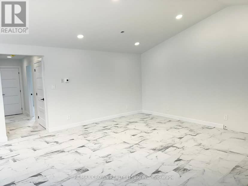 20 Golf Street — photo 12 of 40
