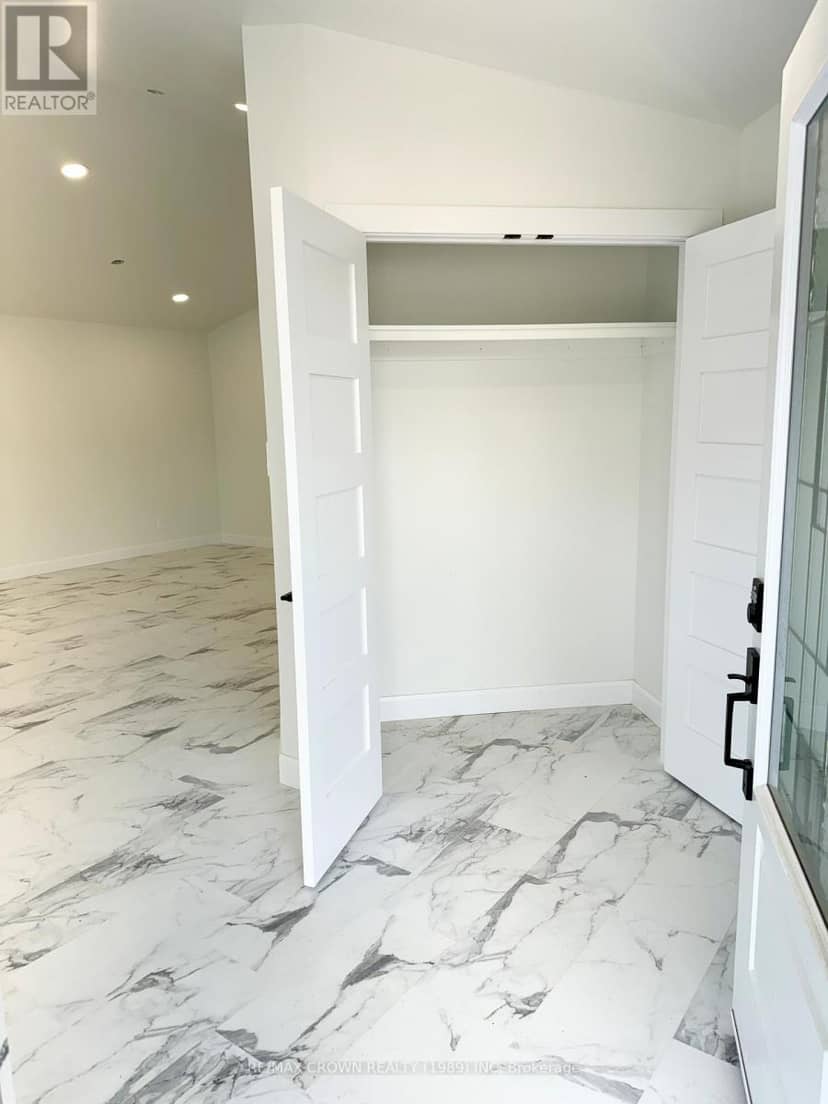 20 Golf Street — photo 13 of 40