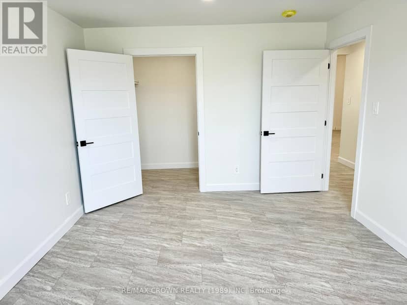 22 Golf Street — photo 19 of 40