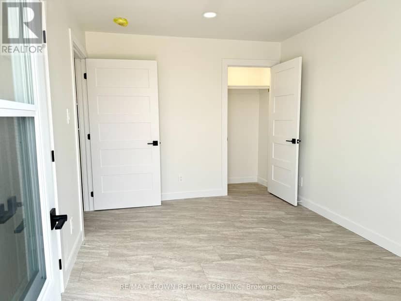 22 Golf Street — photo 26 of 40