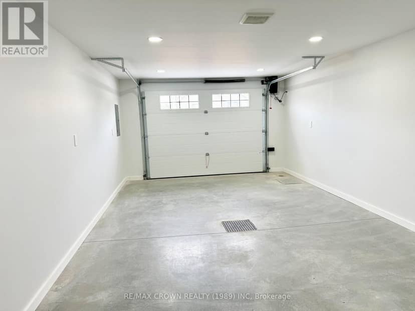 22 Golf Street — photo 28 of 40