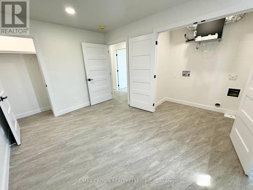 24 Golf Street — photo 24 of 39