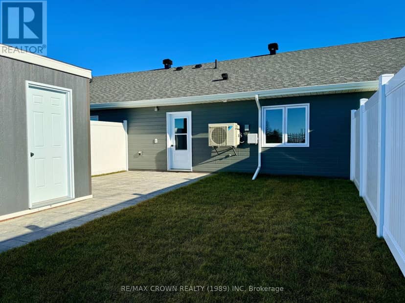 24 Golf Street — photo 31 of 39