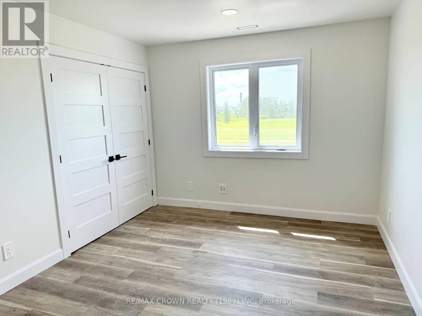 26 Golf Street — photo 21 of 40