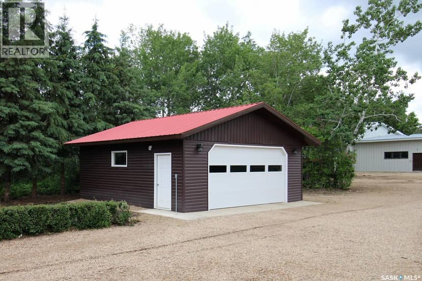 35 acre Retreat near Melfort — photo 38 of 40