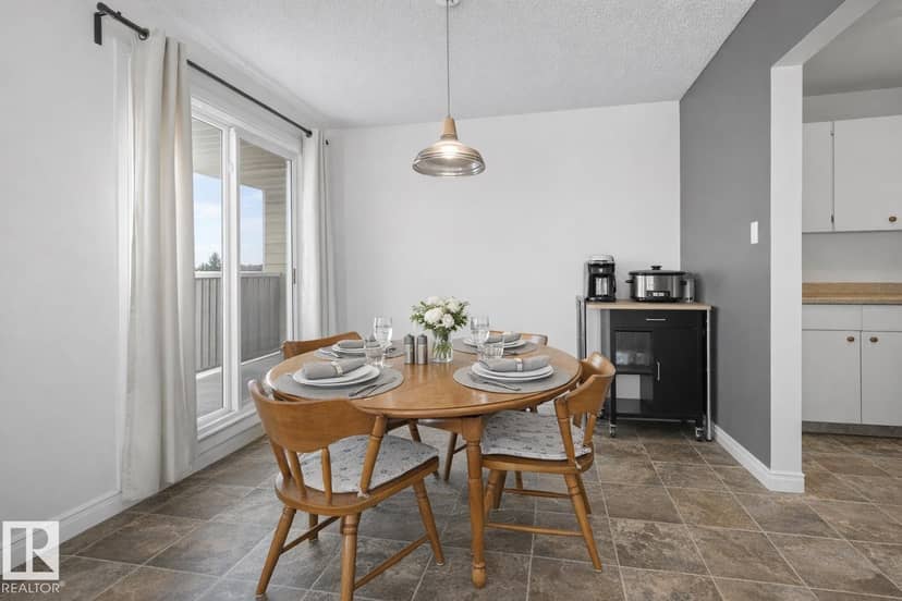 #407 5125 Riverbend Rd NW, Edmonton, photo 2