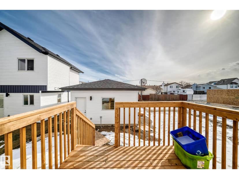 12435 47 ST NW NW — photo 30 of 40