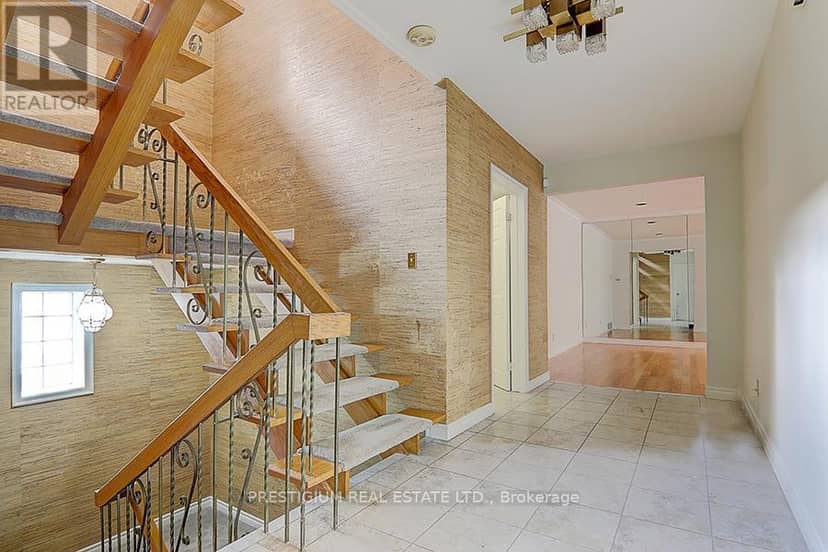 57 Laureleaf Road, Markham, photo 6