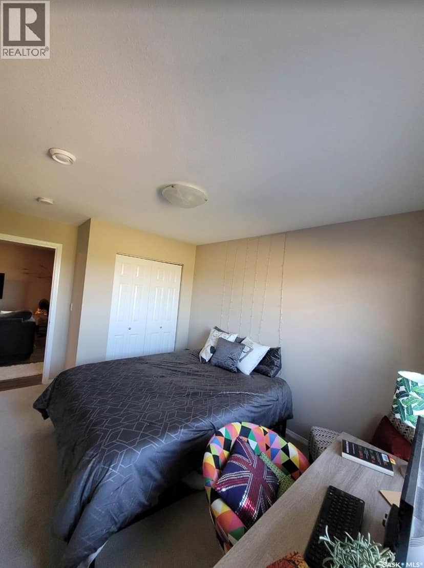 3 & 4 825 Gladstone STREET E — photo 28 of 35