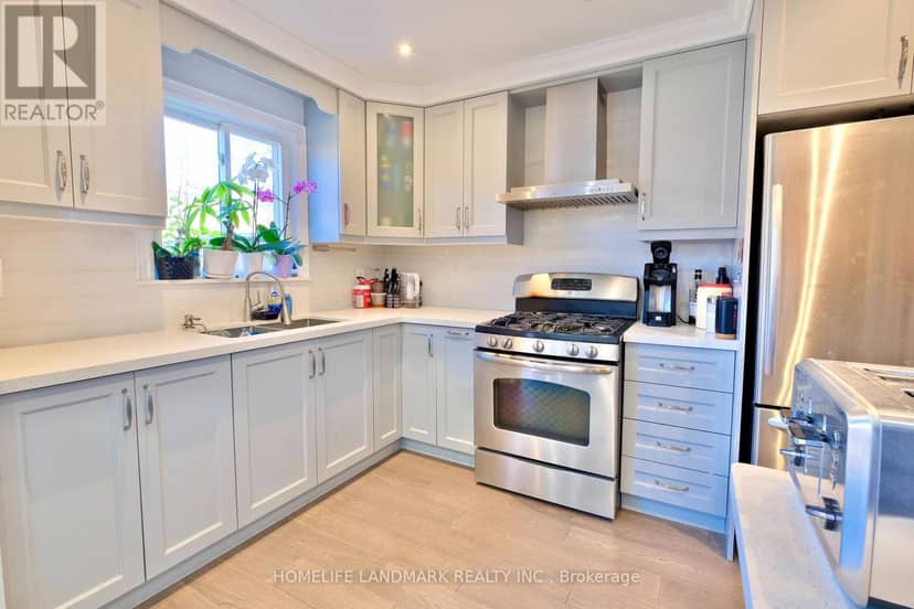 109 Tangmere Crescent — photo 1 of 27