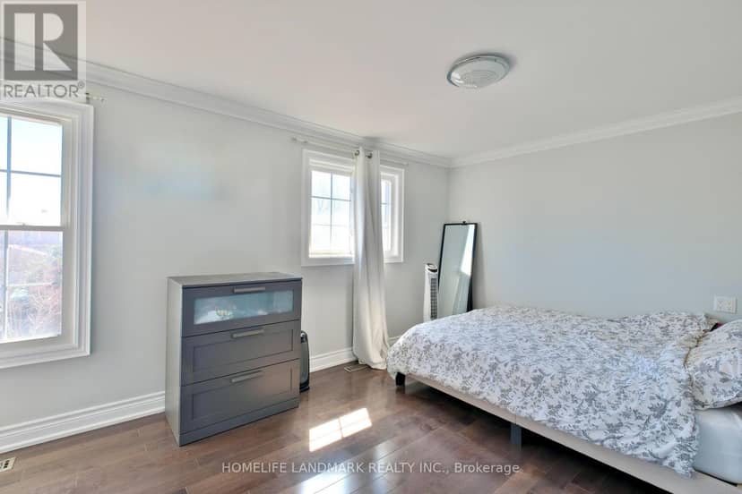 109 Tangmere Crescent — photo 14 of 27