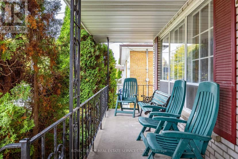 29 Doverwood Court — photo 4 of 36