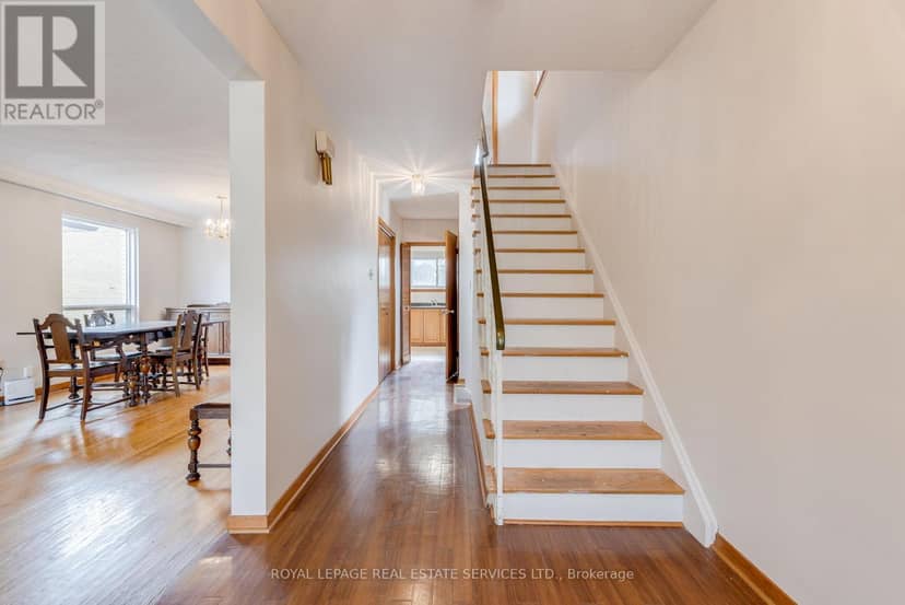 29 Doverwood Court — photo 5 of 36